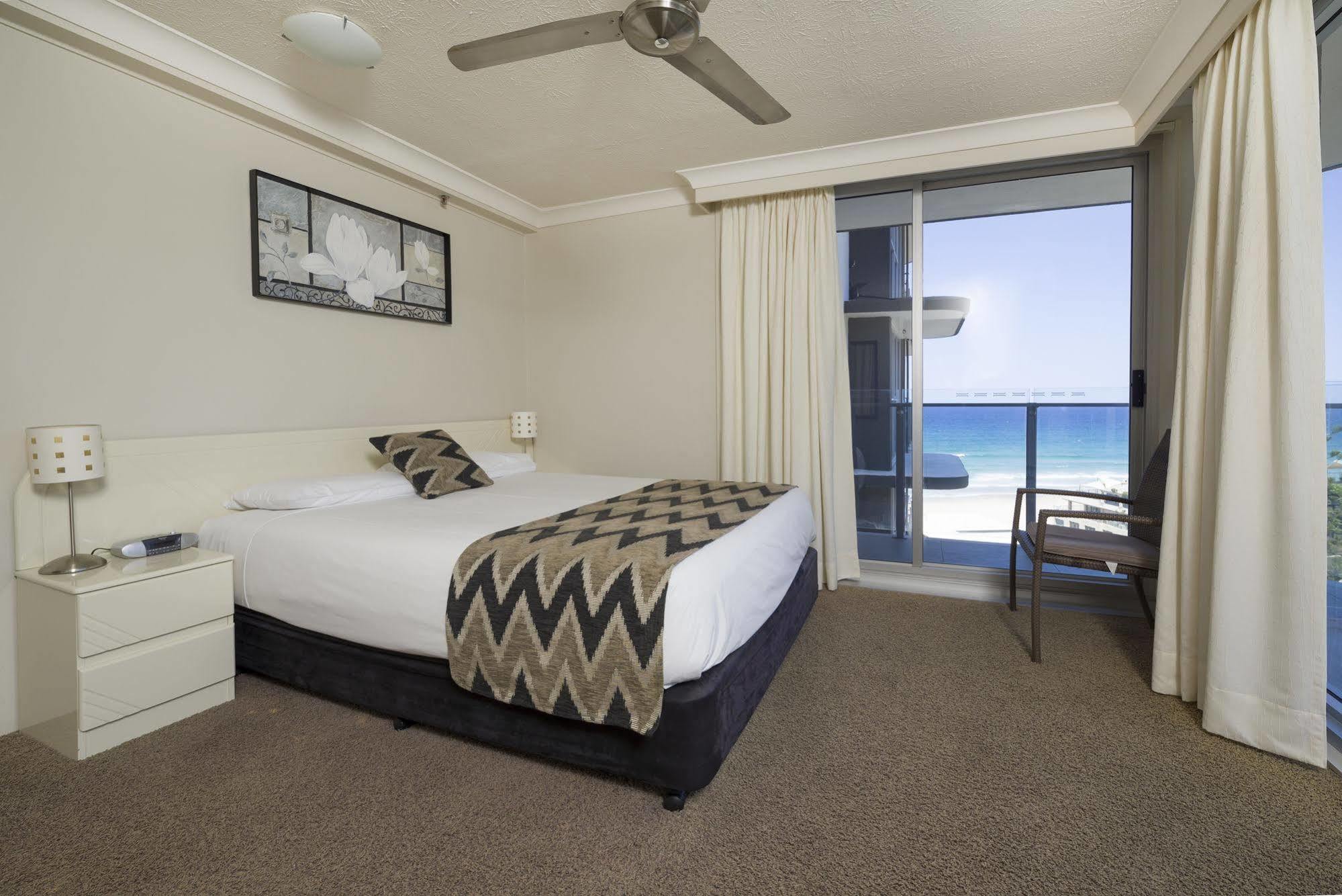 Sunbird Beach Resort Main Beach Gold Coast Extérieur photo
