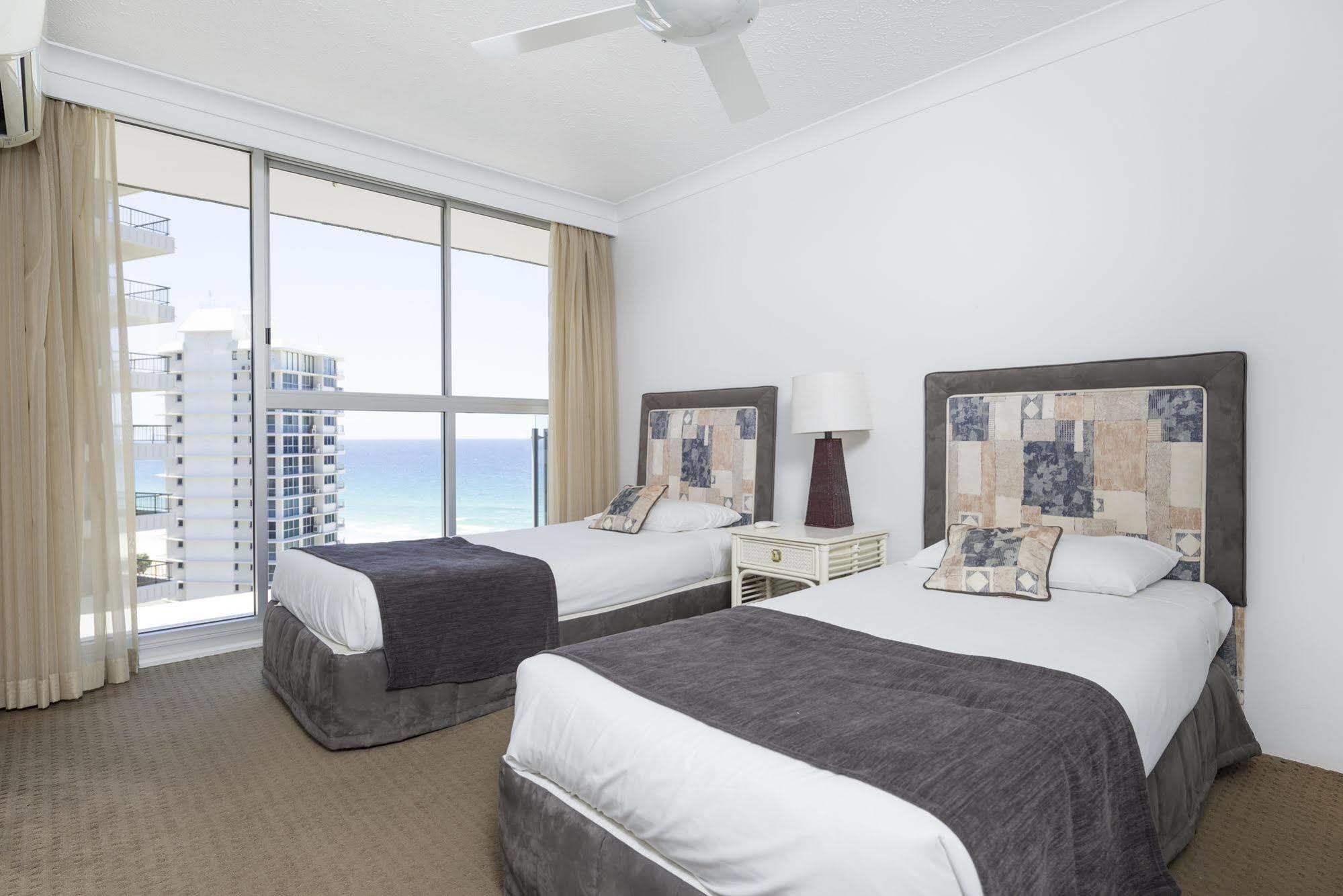 Sunbird Beach Resort Main Beach Gold Coast Extérieur photo